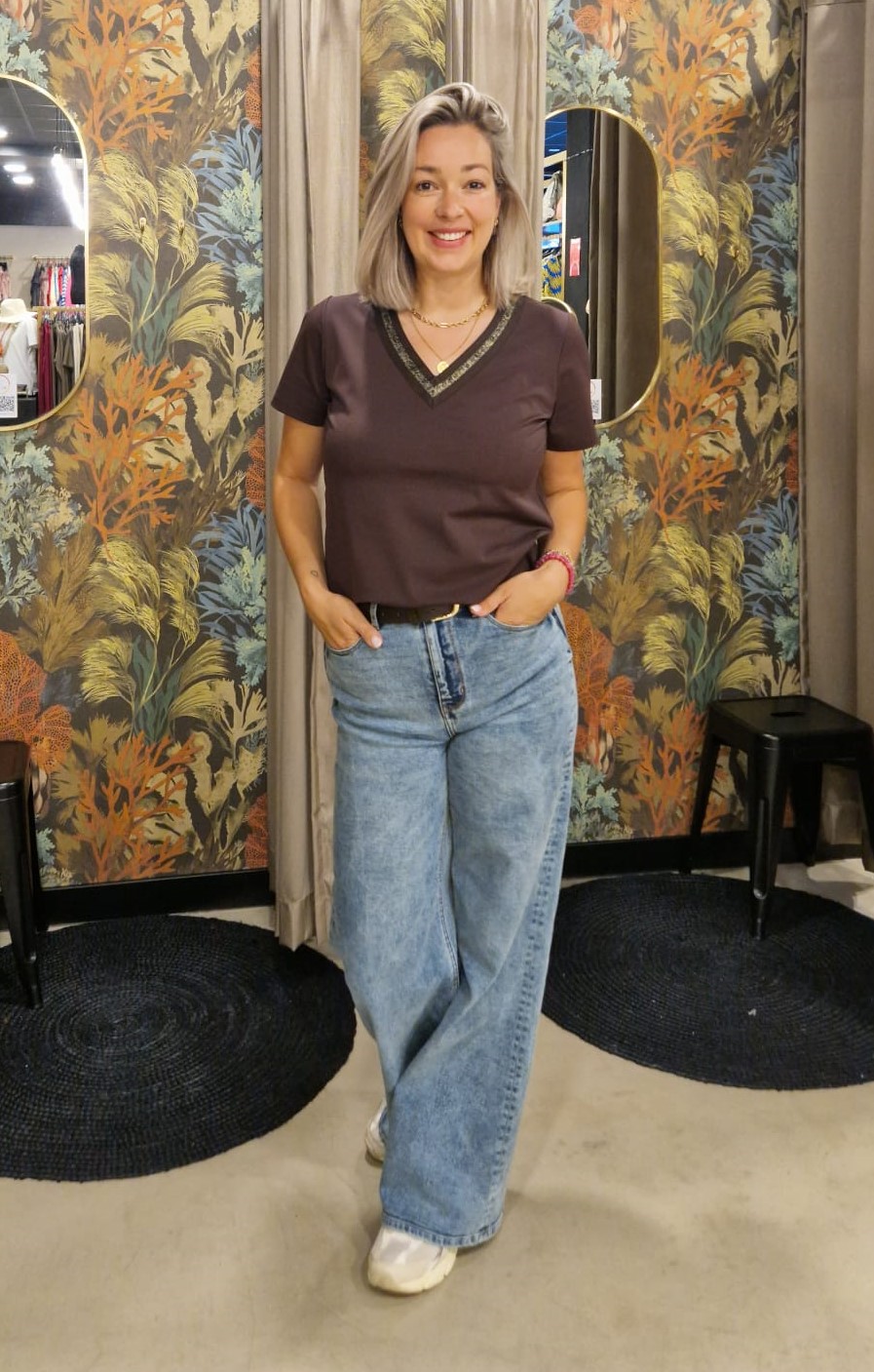 Ambik - Travel t-shirt Eunice