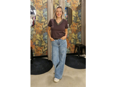 Ambik - Travel t-shirt Eunice