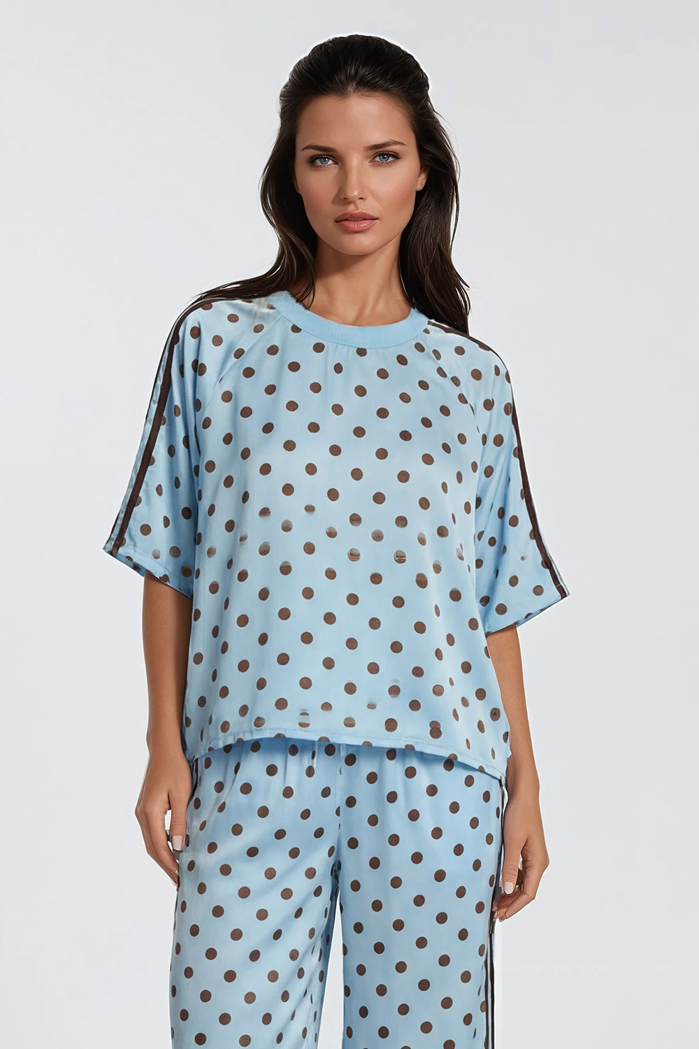 Nila the Store - T-shirt Bekka